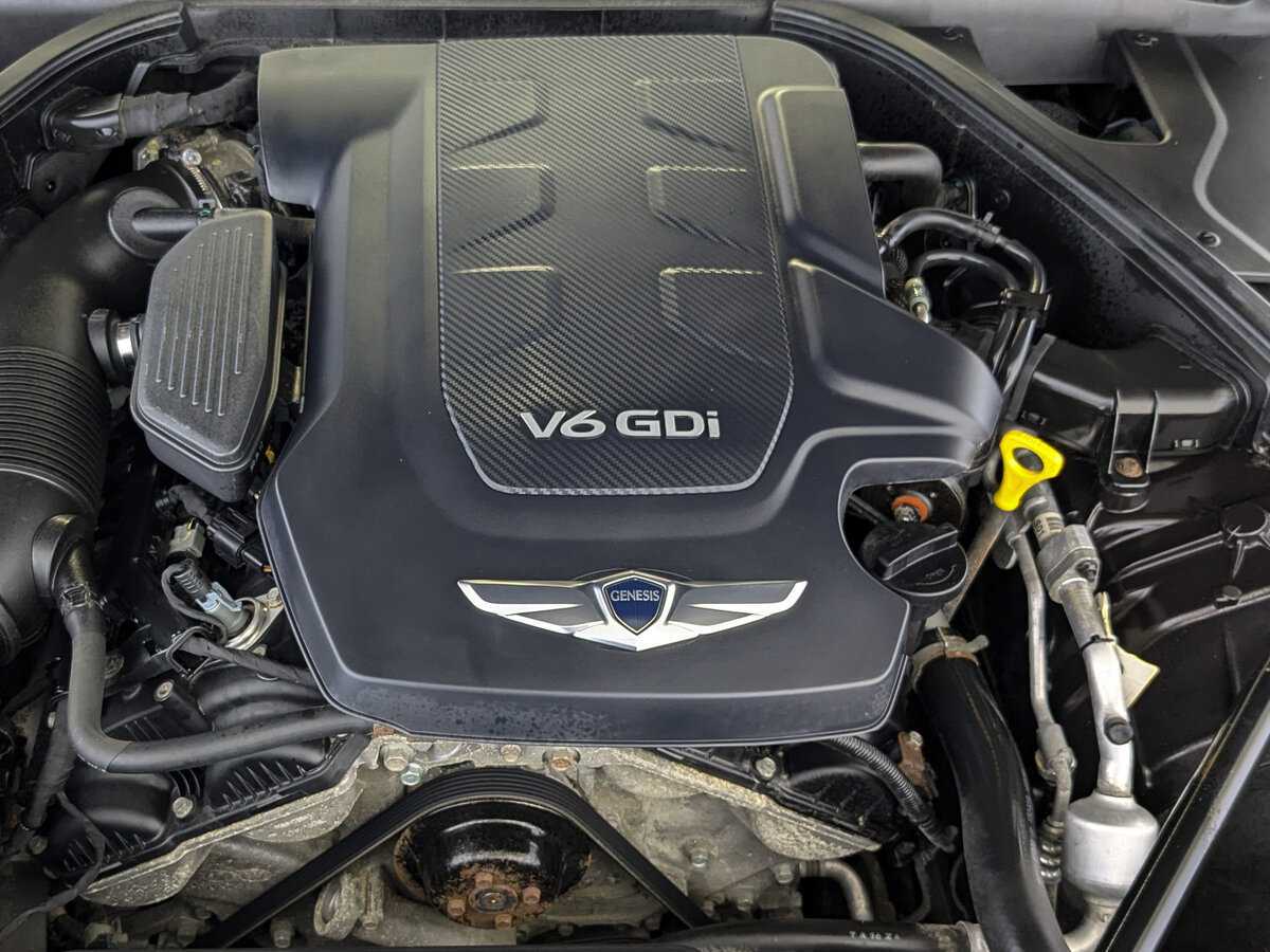 Hyundai Genesis 2015 года с пробегом. Фото: #8