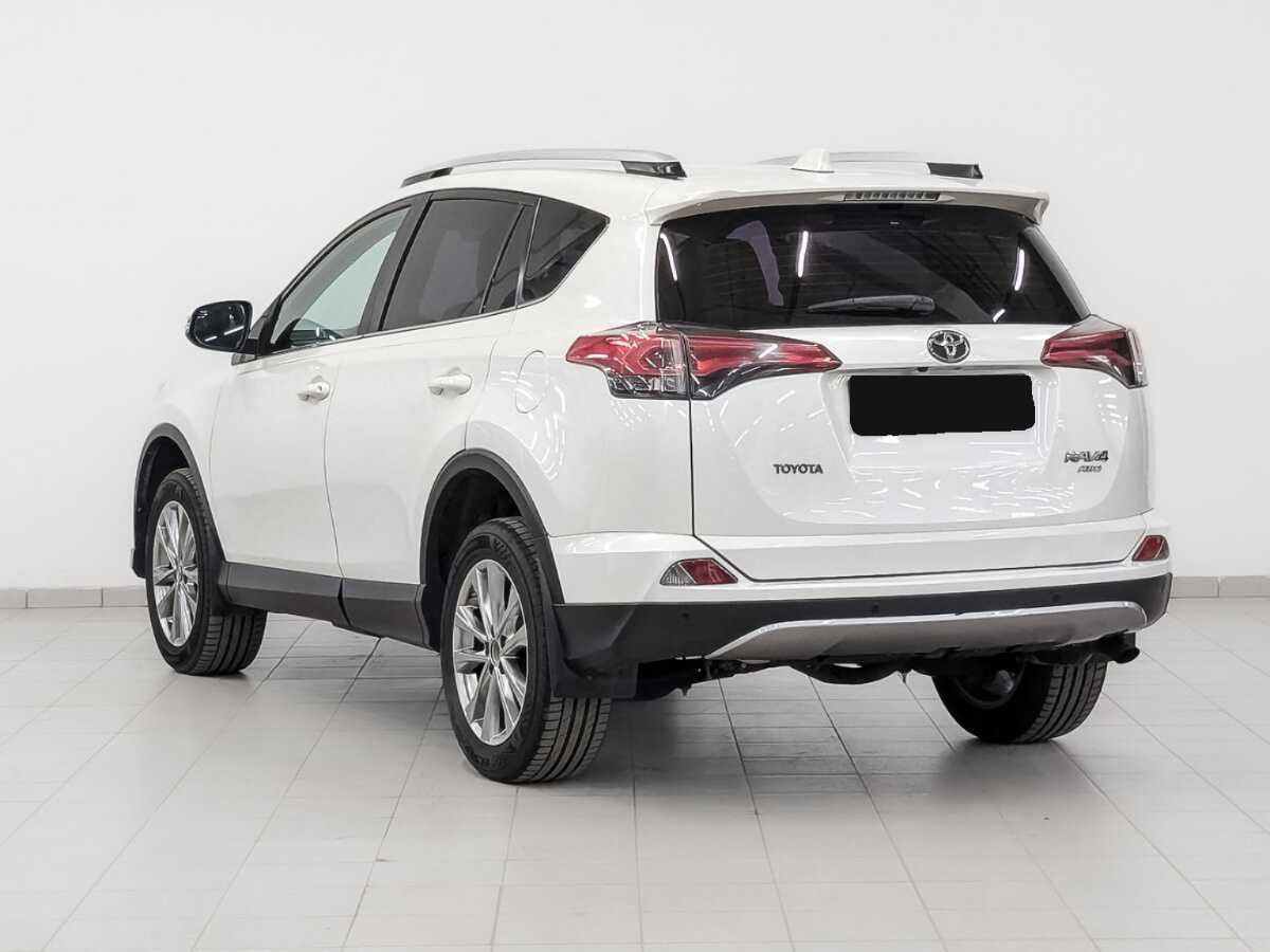 Toyota RAV4 2017 года с пробегом. Фото: #6