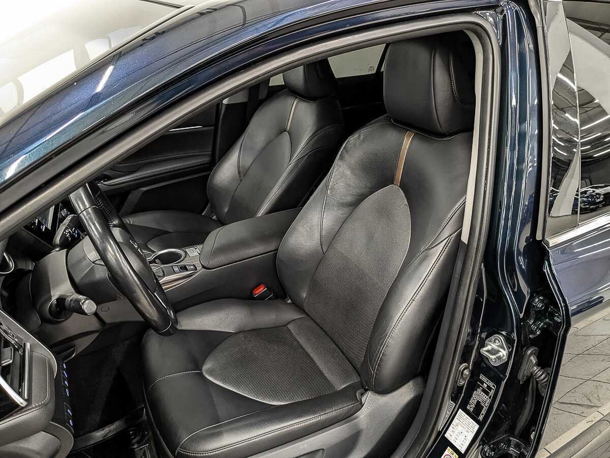 Toyota Camry 2018 года с пробегом. Фото: #19