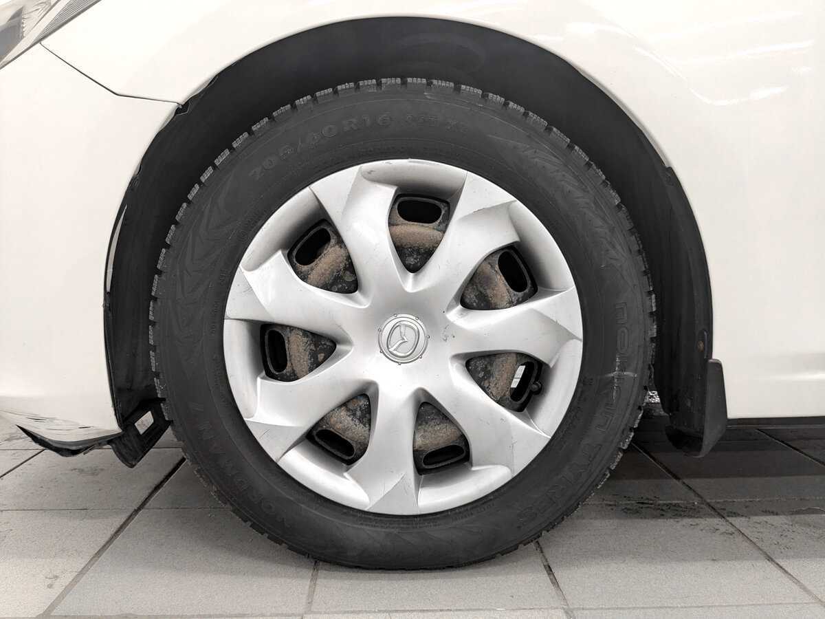 Б/У Мазда 3 2014 года. Фото: #17