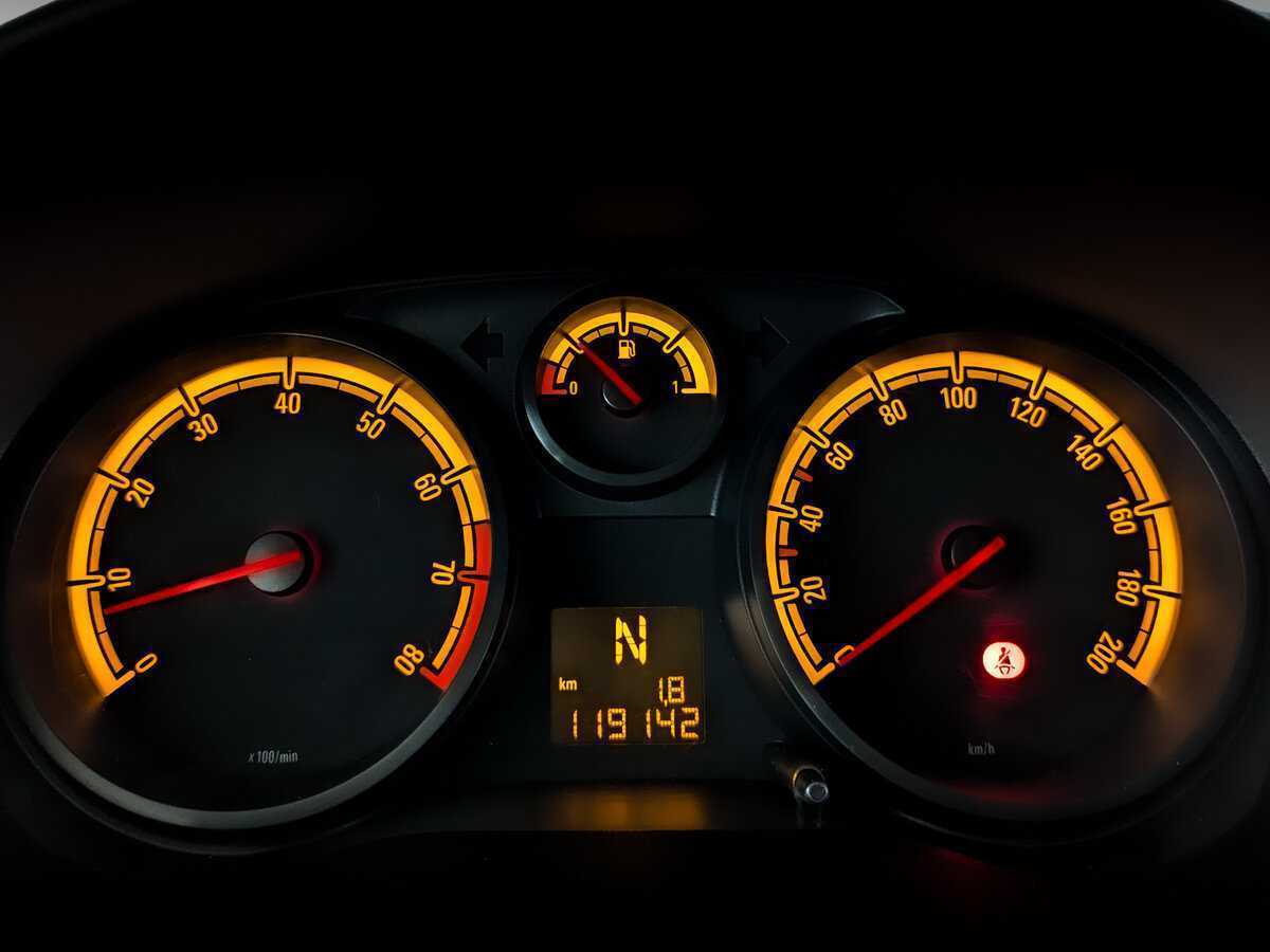 Opel Corsa 2013 года с пробегом. Фото: #12