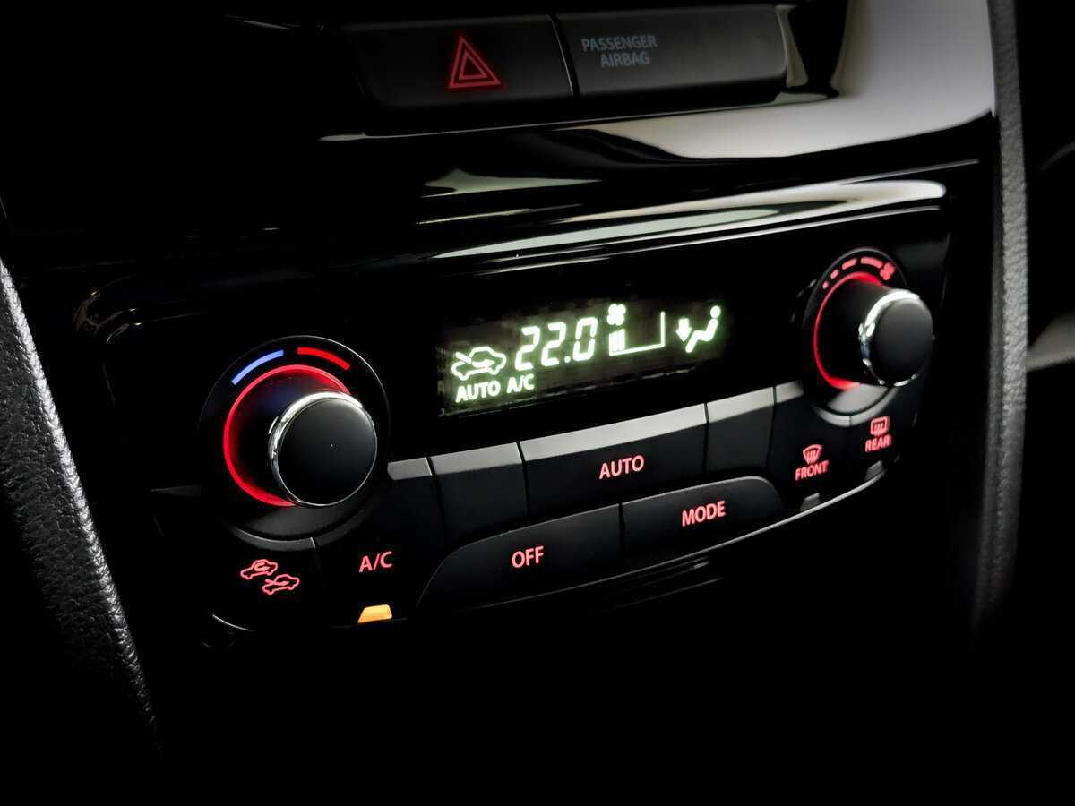 Б/У Сузуки Витара 2016 года. Фото: #19