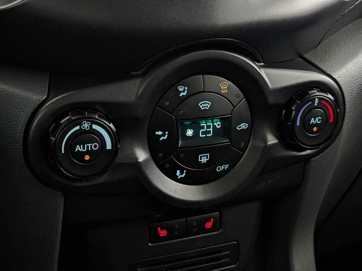 Б/У Форд ЭкоСпорт 2014 года. Фото: #18