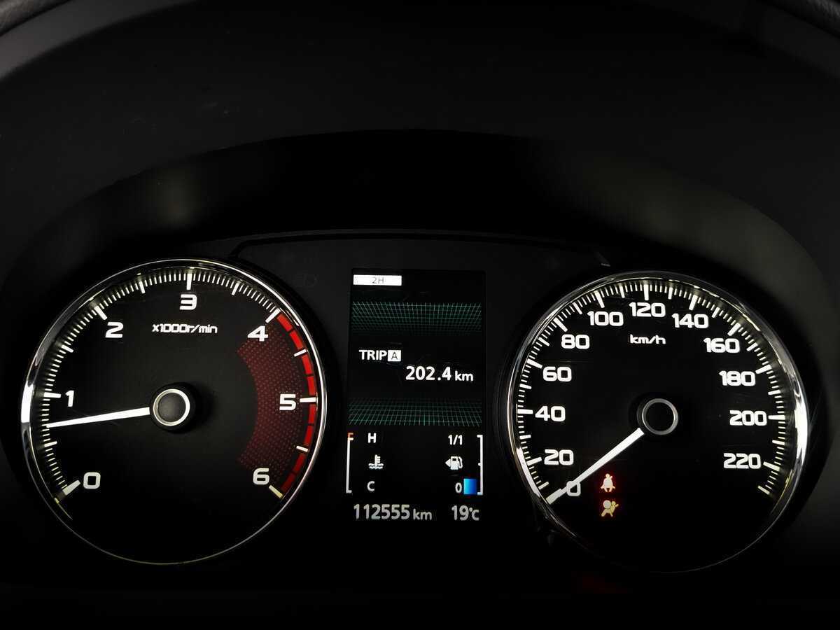 Mitsubishi Pajero Sport 2018 года с пробегом. Фото: #12