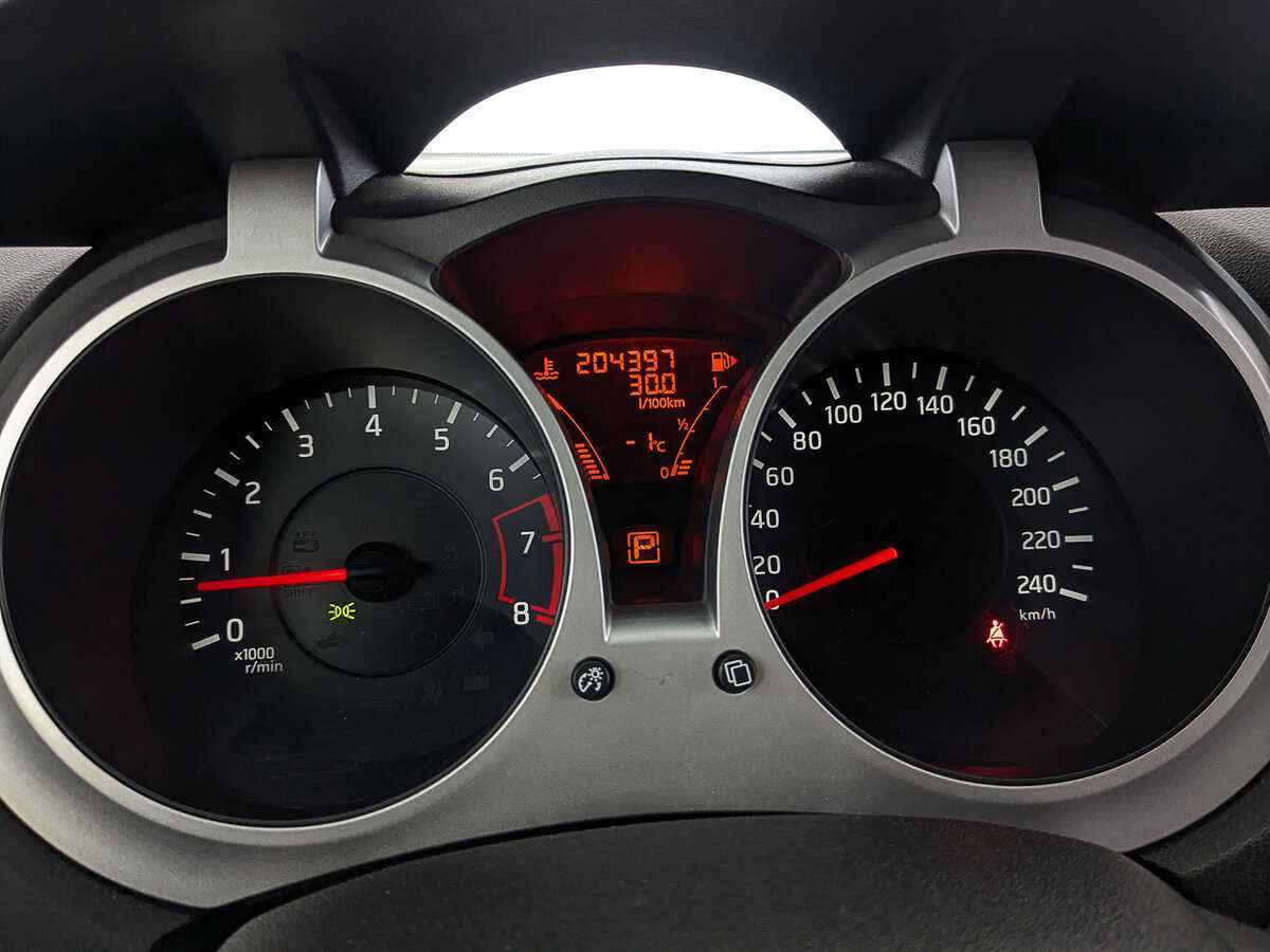 Б/У Ниссан Жук 2012 года. Фото: #13