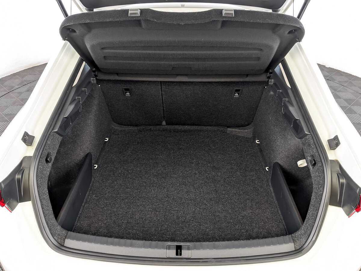 Skoda Octavia 2021 года с пробегом. Фото: #9