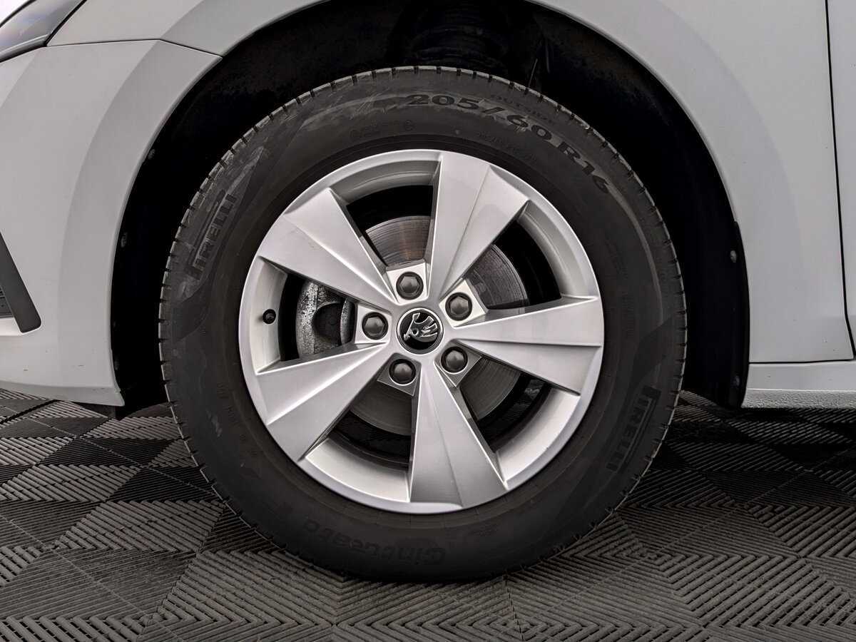 Skoda Octavia 2021 года с пробегом. Фото: #17