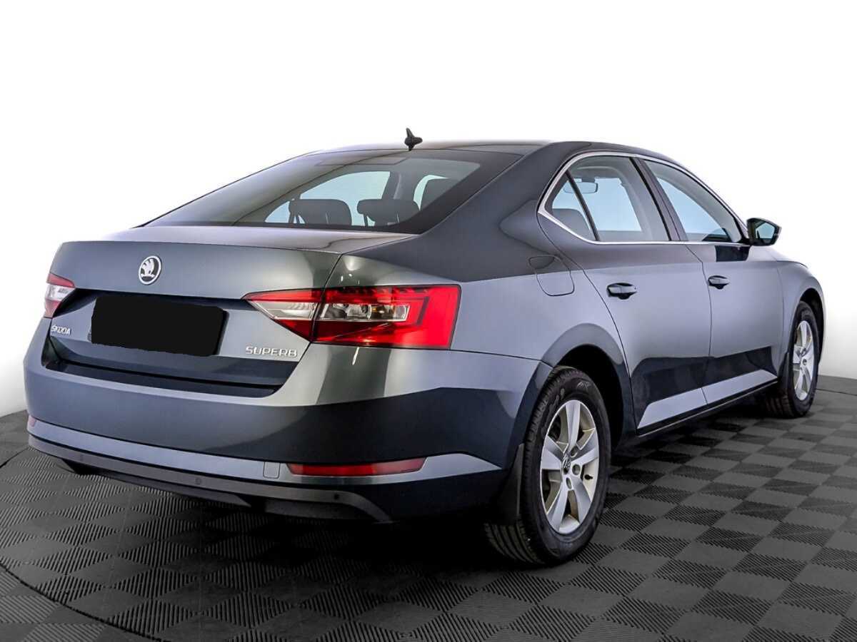 Skoda Superb 2019 года с пробегом. Фото: #4