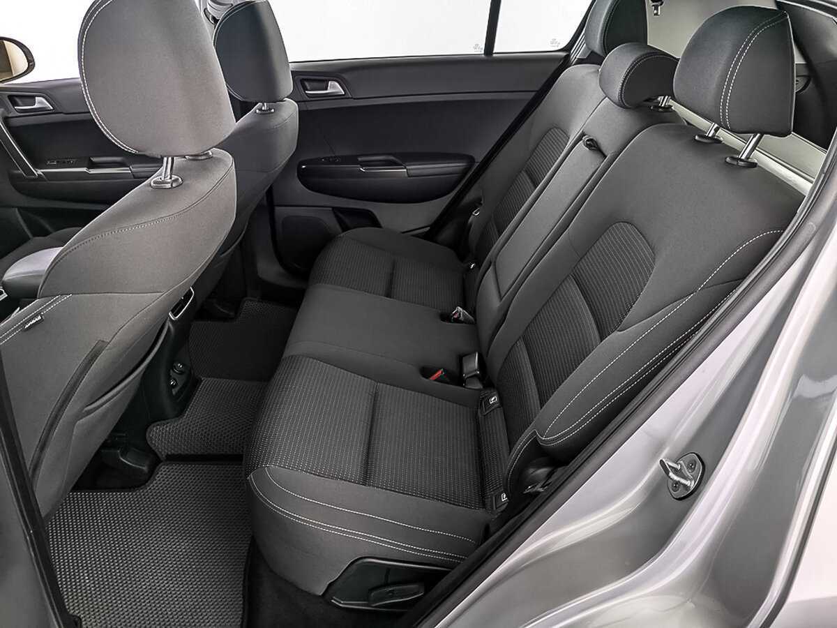 Б/У Киа Спортейдж 2016 года. Фото: #17