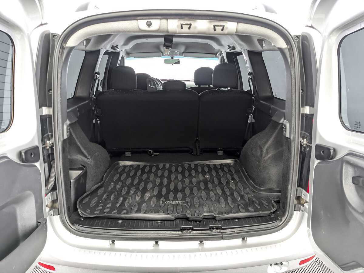 Б/У Лада (ВАЗ) Ларгус 2020 года. Фото: #9