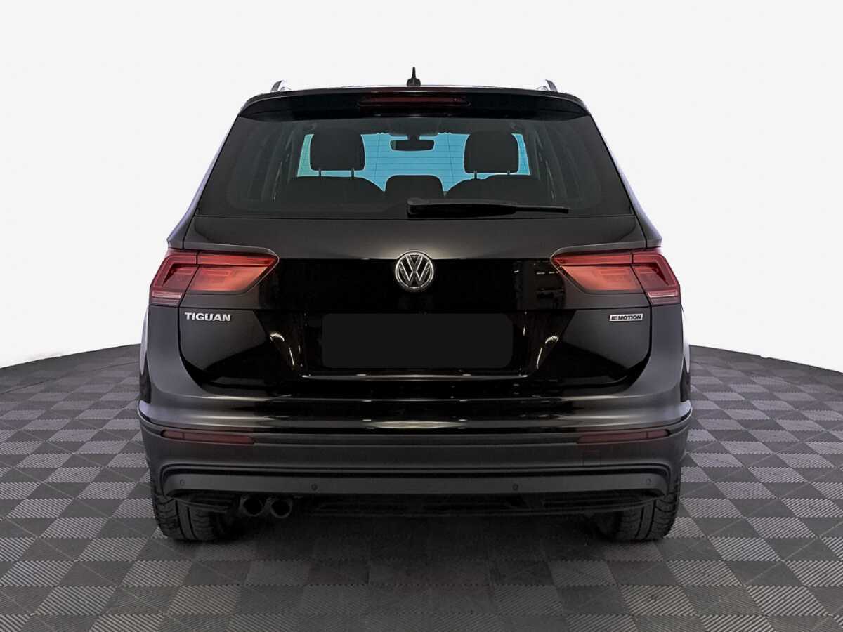 Volkswagen Tiguan 2018 года с пробегом. Фото: #5