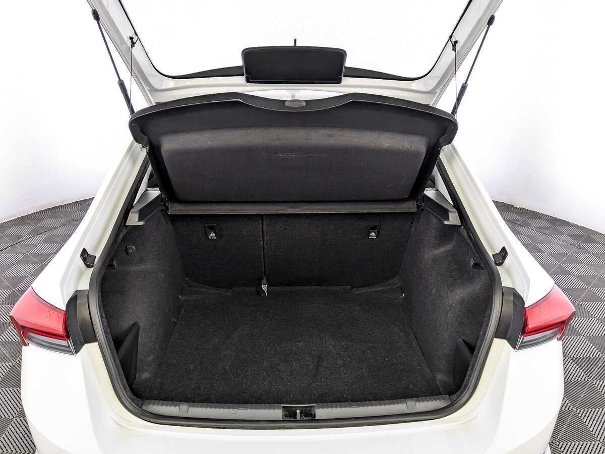 Б/У Шкода Рапид 2020 года. Фото: #9