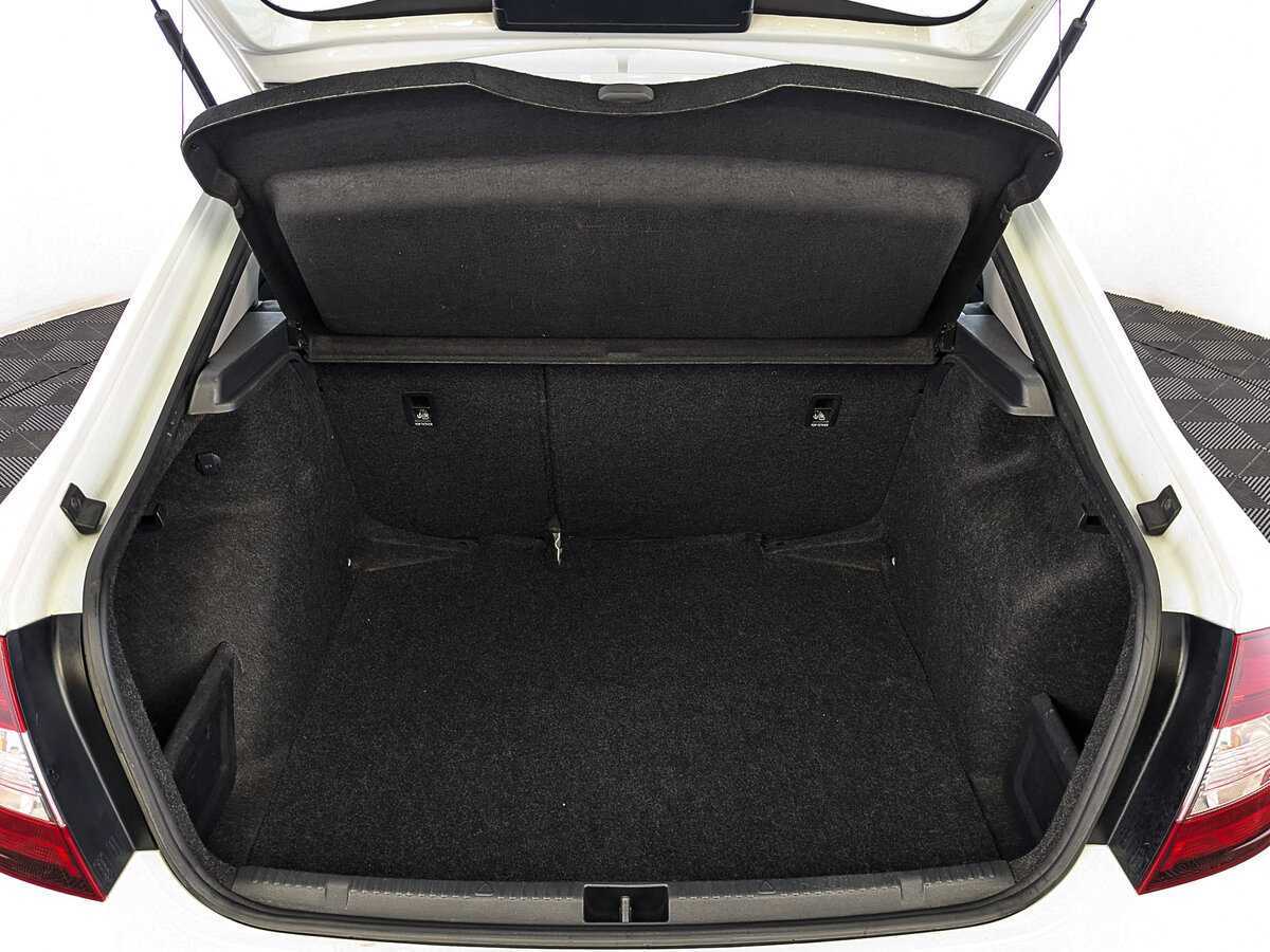 Б/У Шкода Рапид 2019 года. Фото: #9