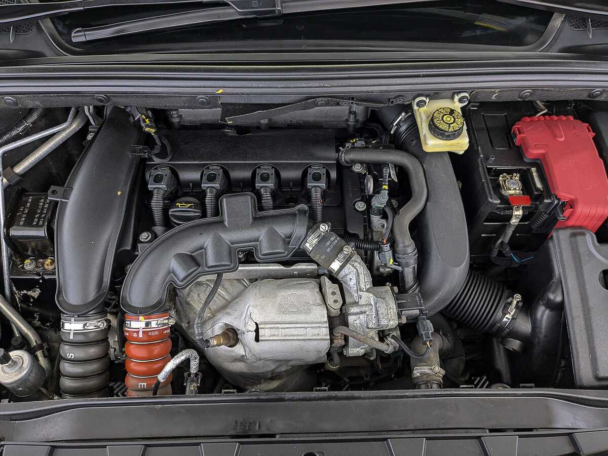 Б/У Пежо 408 2016 года. Фото: #8