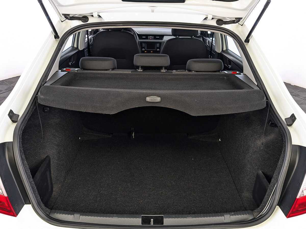 Б/У Шкода Рапид 2017 года. Фото: #9