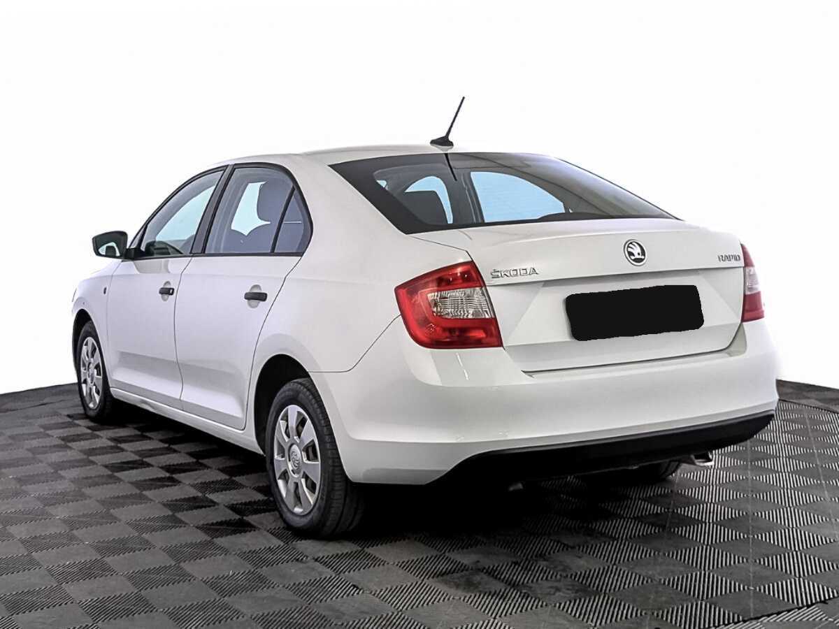 Б/У Шкода Рапид 2017 года. Фото: #6