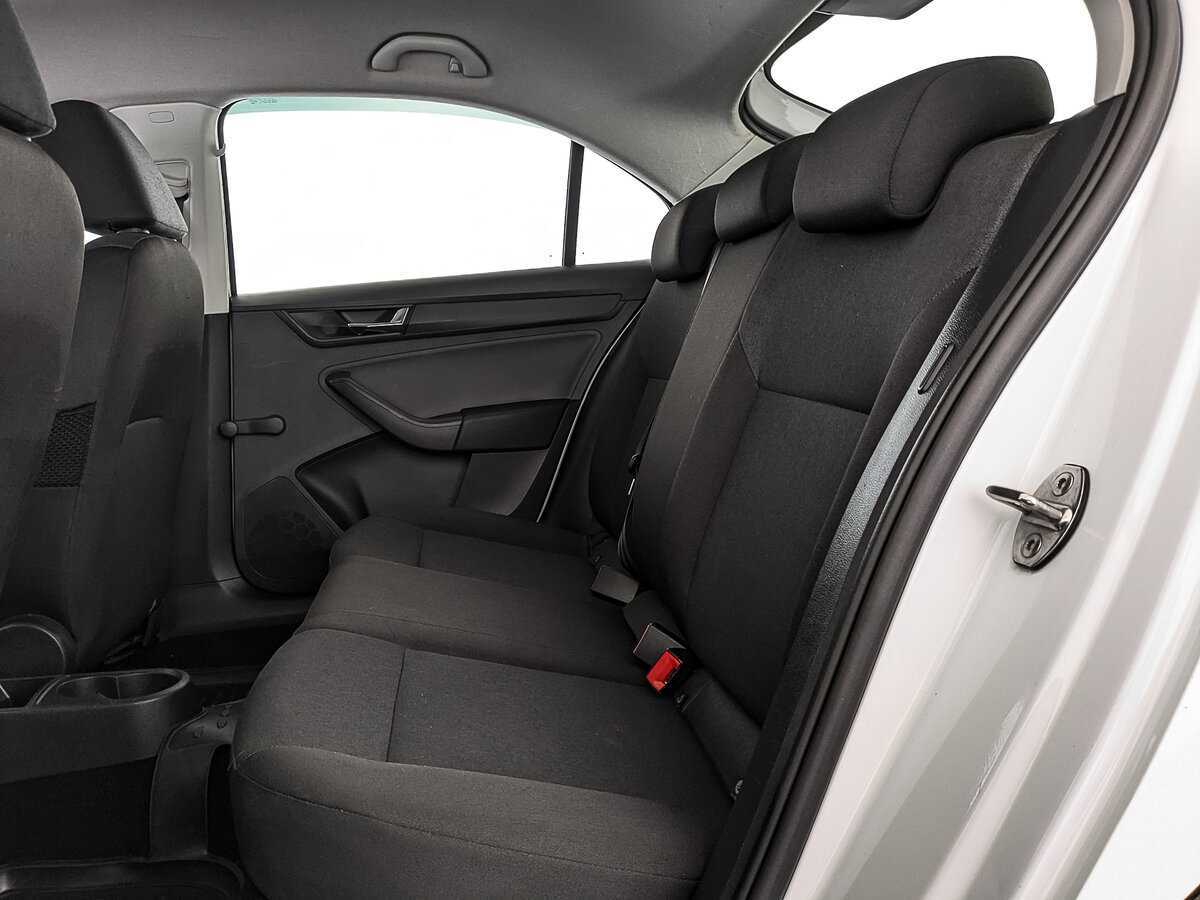 Б/У Шкода Рапид 2019 года. Фото: #17