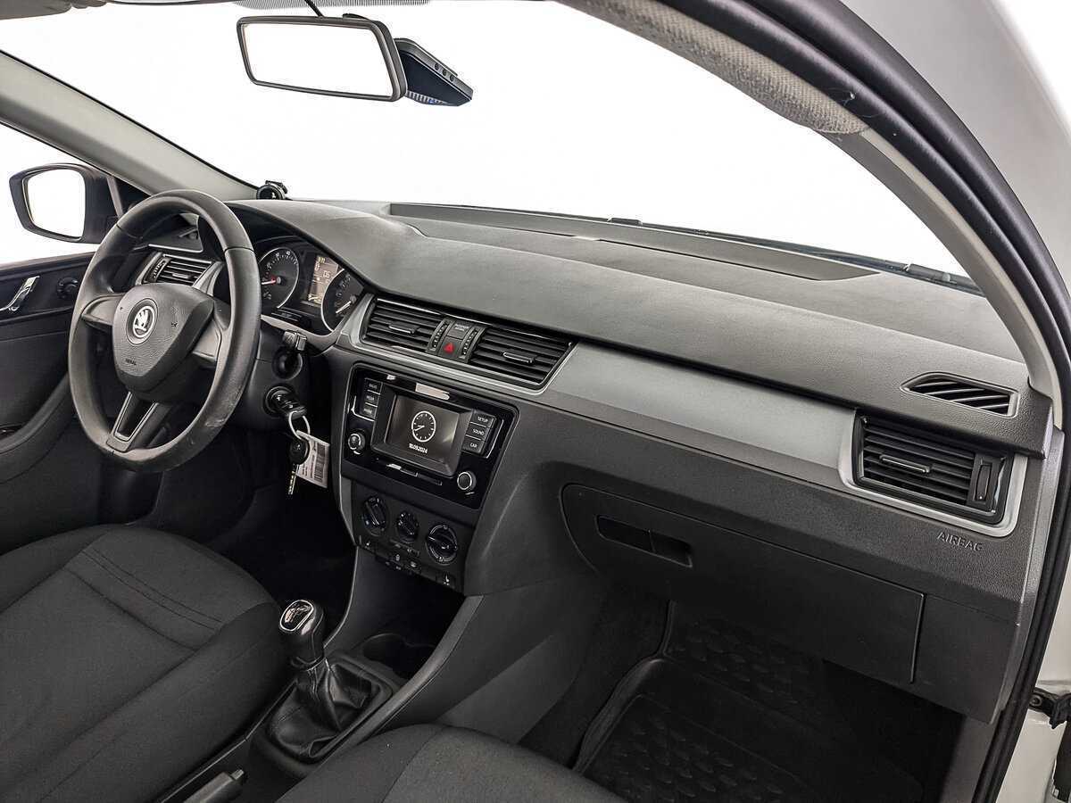 Б/У Шкода Рапид 2017 года. Фото: #10