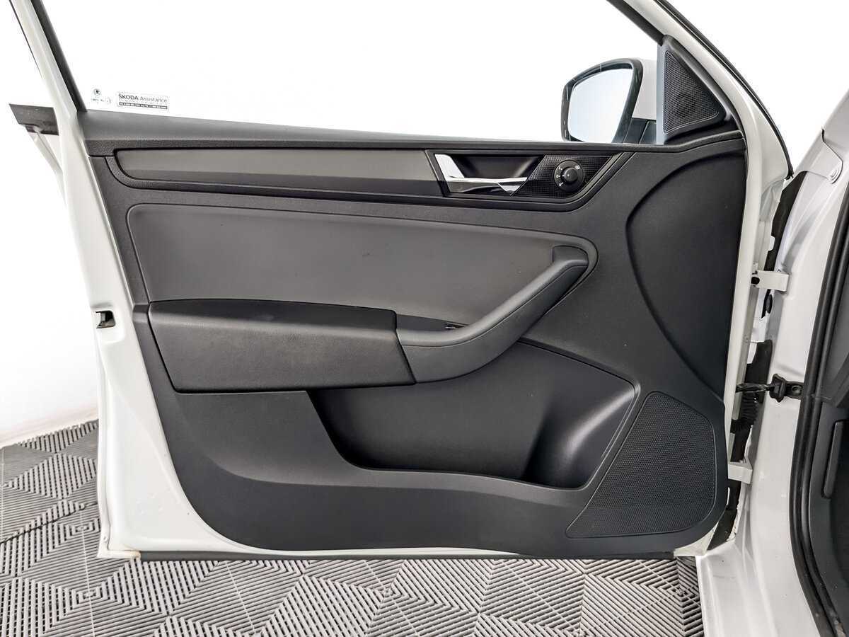 Б/У Шкода Рапид 2019 года. Фото: #18