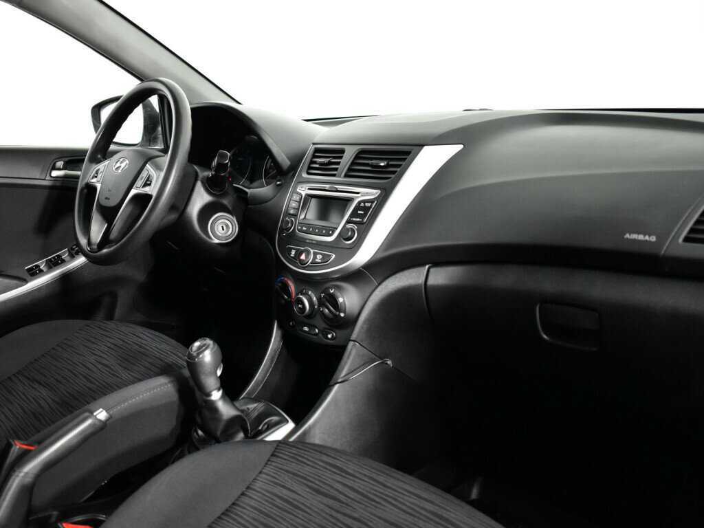 Б/У Хендай Солярис 2016 года. Фото: #8