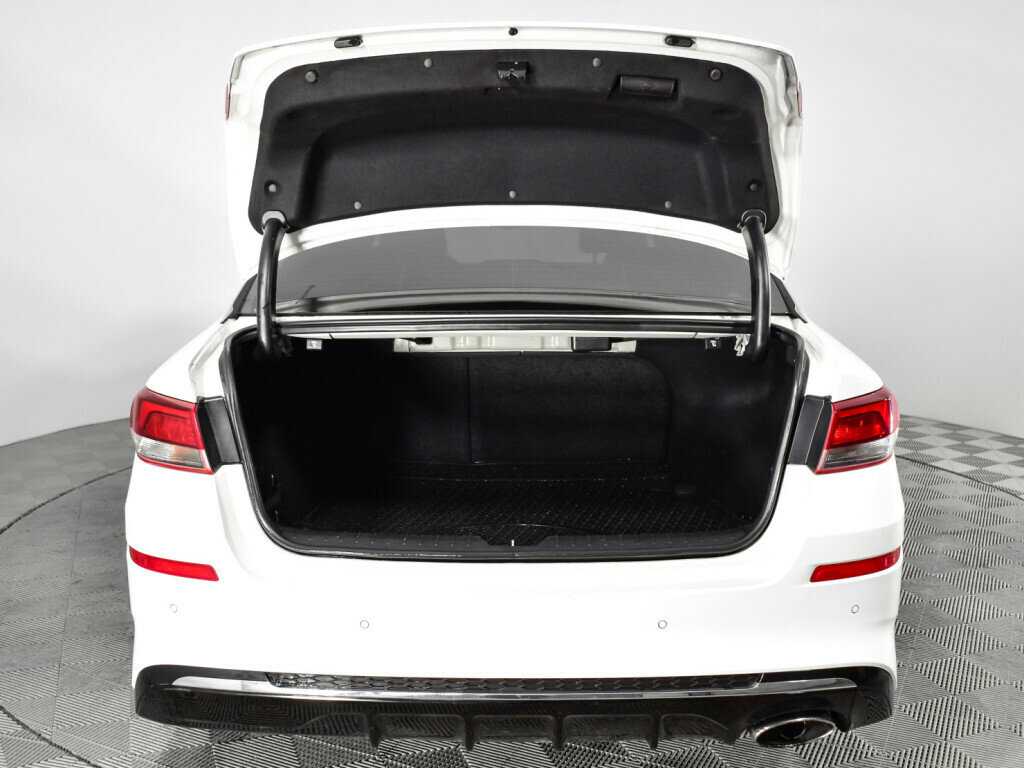 Б/У Киа Оптима 2019 года. Фото: #15