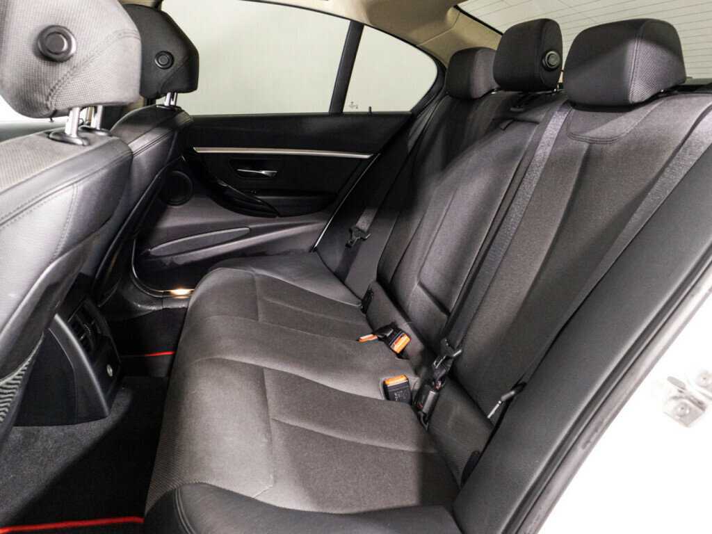 BMW 3 серии 2016 года с пробегом. Фото: #9