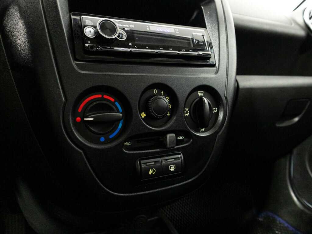 Б/У Лада (ВАЗ) Гранта 2013 года. Фото: #14