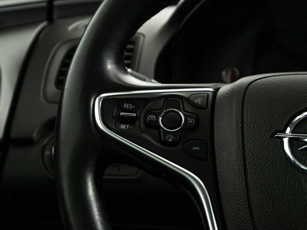 Б/У Опель Инсигния 2014 года. Фото: #21