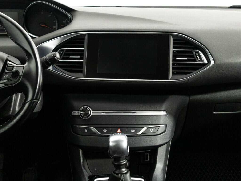 Б/У Пежо 308 2018 года. Фото: #13