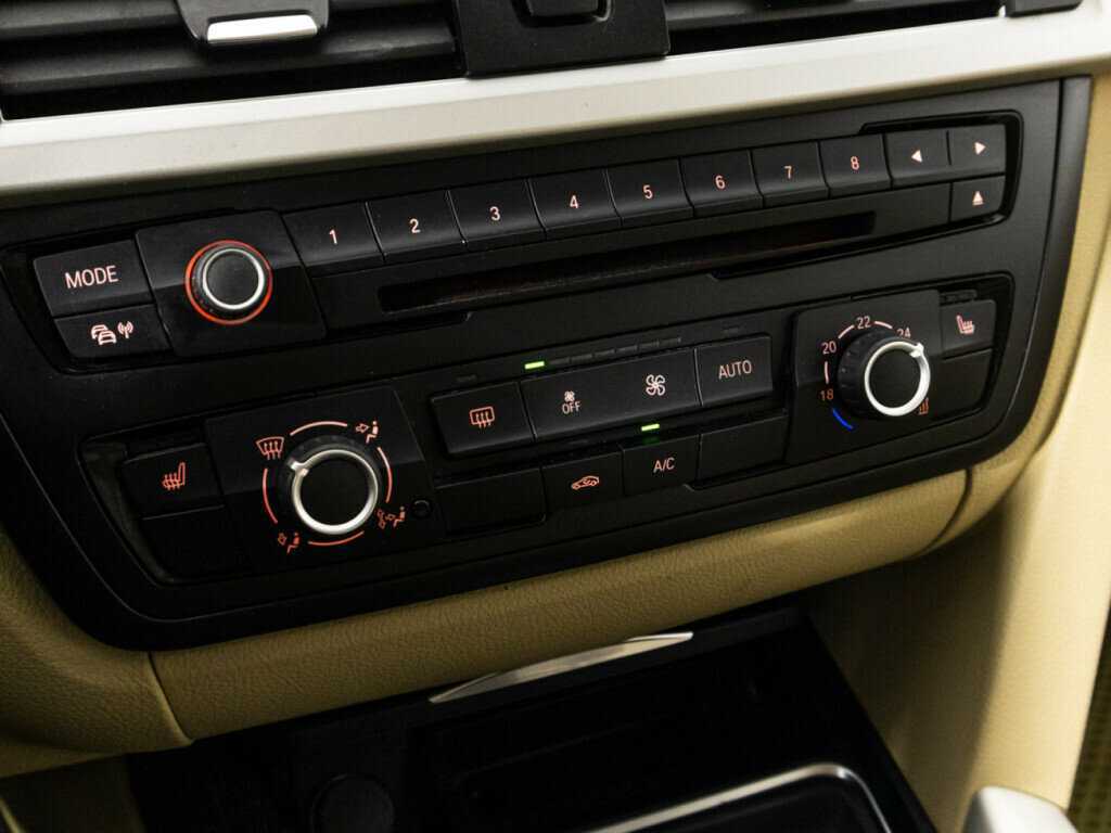 BMW 3 серии 2014 года с пробегом. Фото: #14