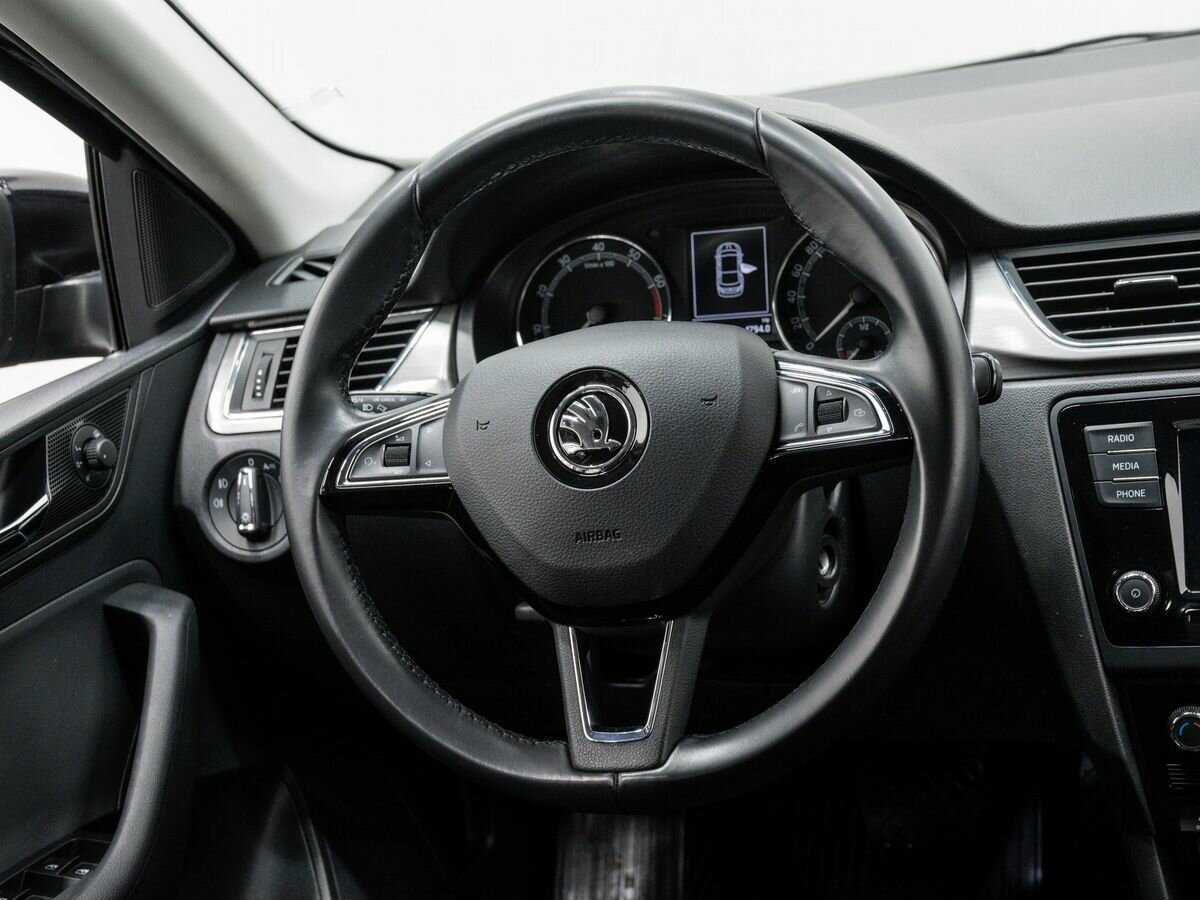 Б/У Шкода Рапид 2018 года. Фото: #9