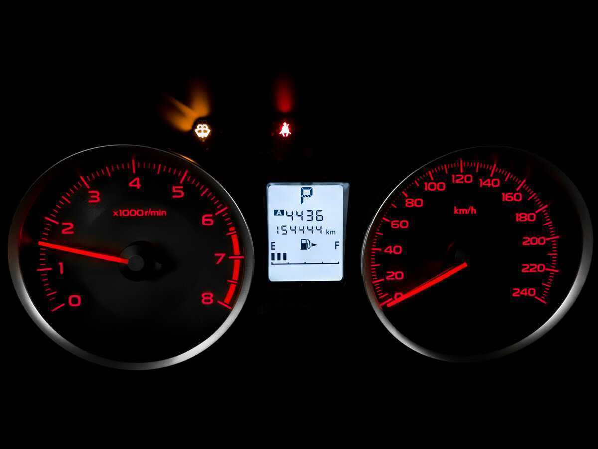 Б/У Субару Форестер 2015 года. Фото: #12