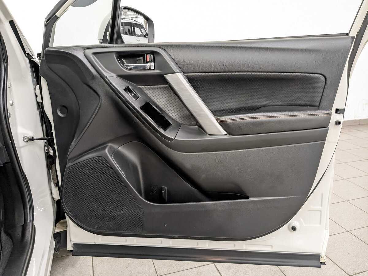 Б/У Субару Форестер 2015 года. Фото: #22