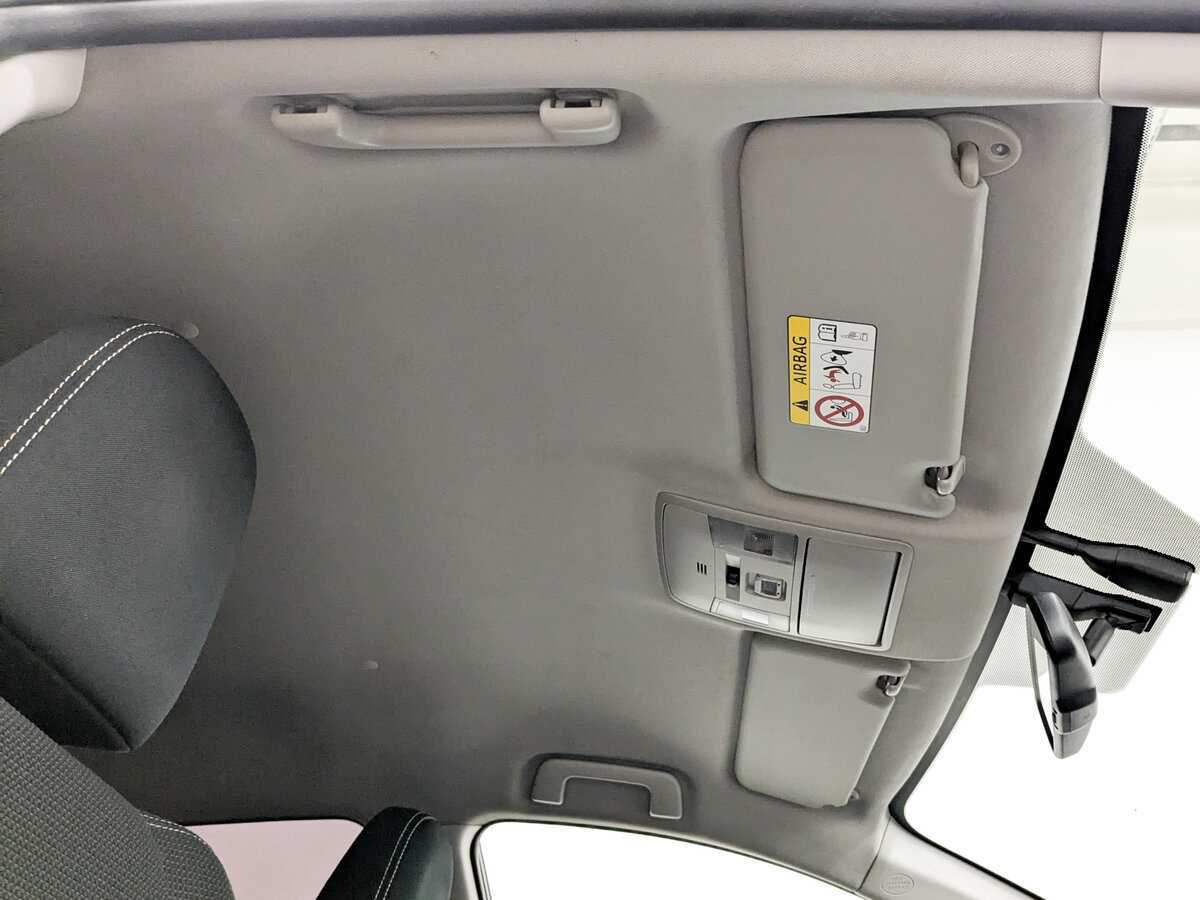 Toyota RAV4 2017 года с пробегом. Фото: #20