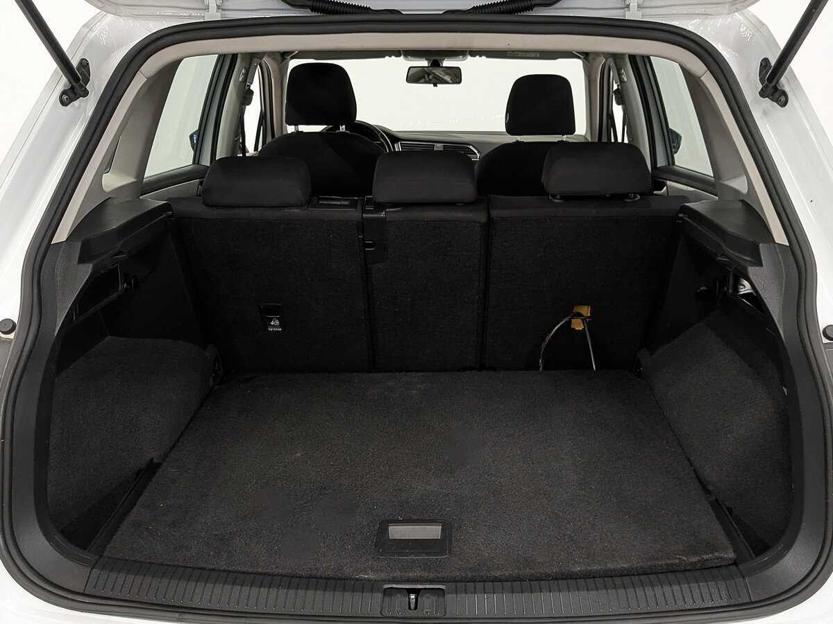 Volkswagen Tiguan 2021 года с пробегом. Фото: #9