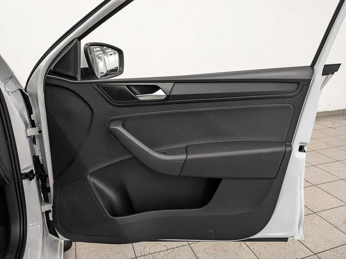 Б/У Фольксваген Поло 2020 года. Фото: #24