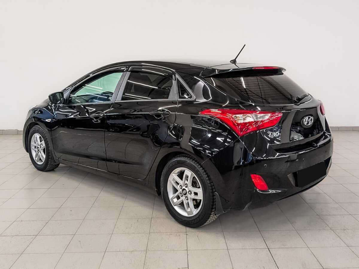 Б/У Хендай ай30 2015 года. Фото: #6