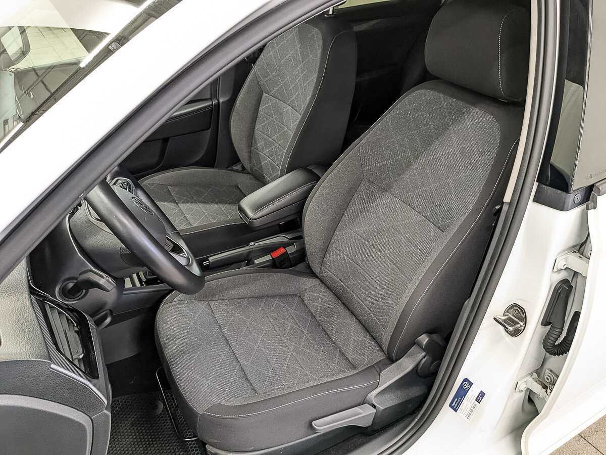 Б/У Фольксваген Поло 2021 года. Фото: #19