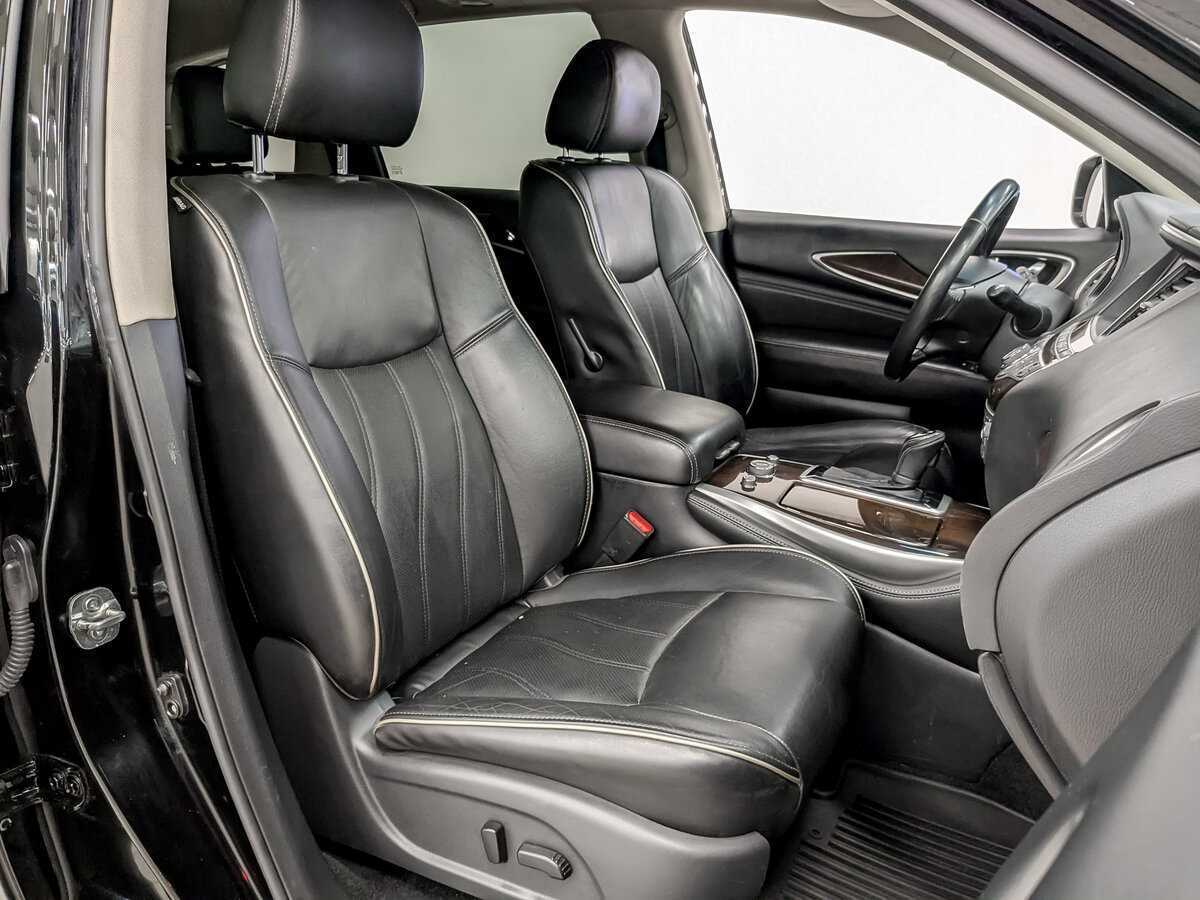 Infiniti QX60 2017 года с пробегом. Фото: #22