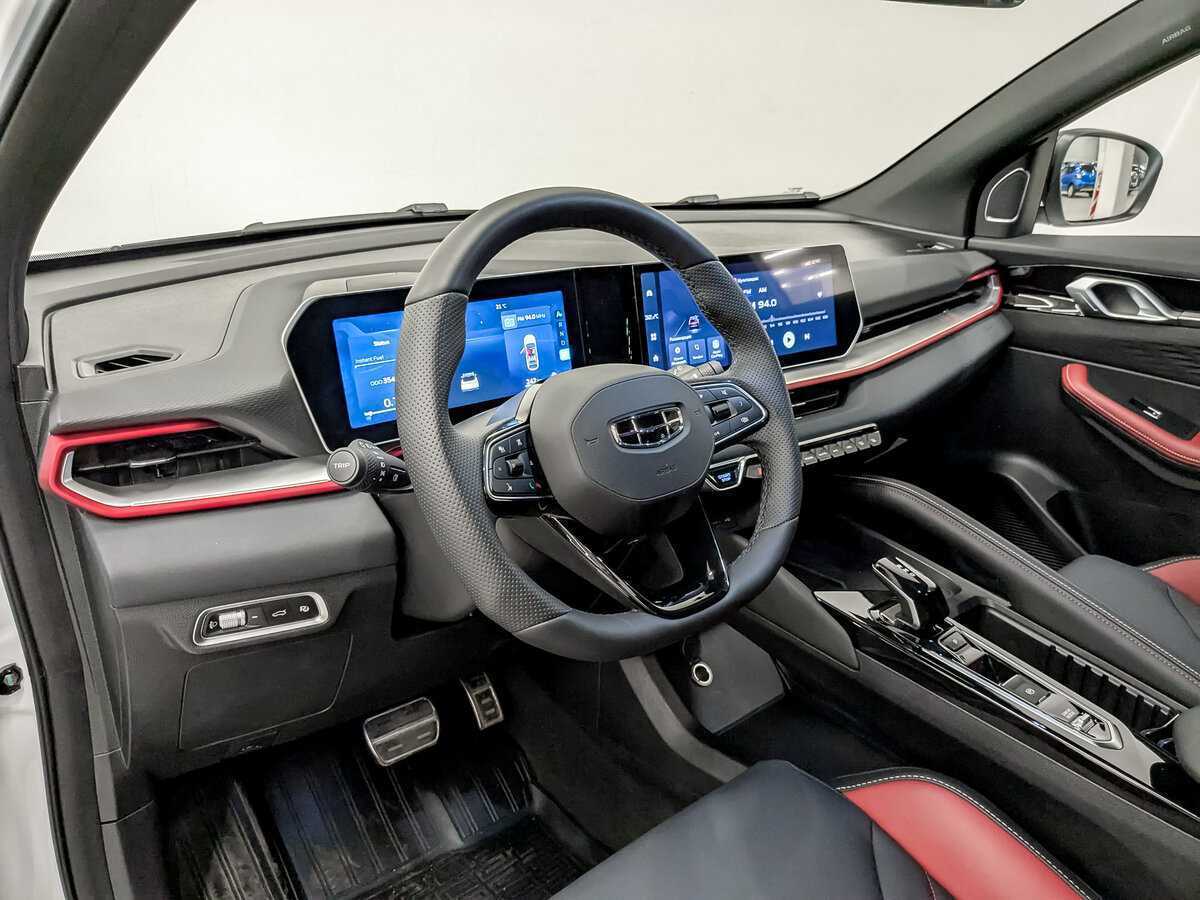 Geely Coolray 2024 года с пробегом. Фото: #15