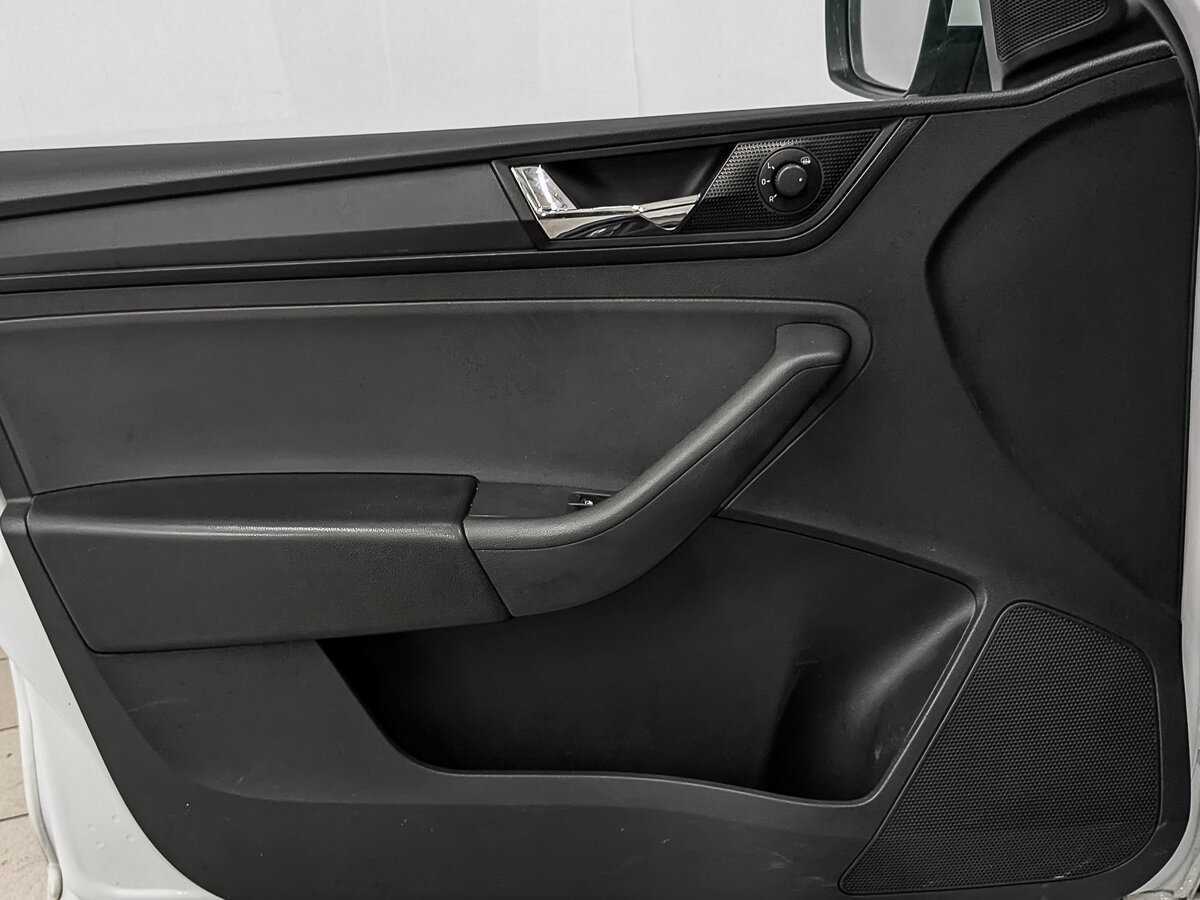 Б/У Шкода Рапид 2017 года. Фото: #16