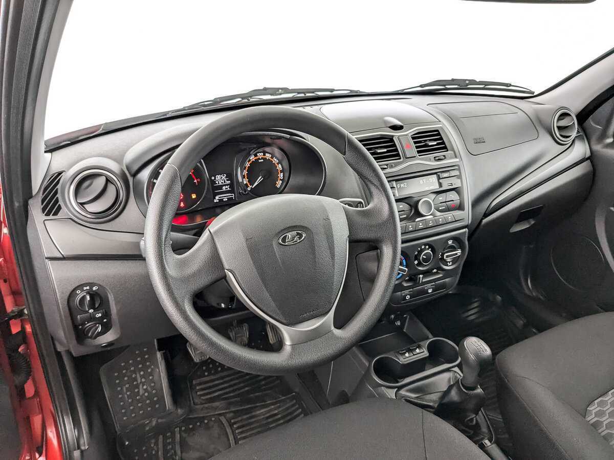 Б/У Лада (ВАЗ) Гранта 2022 года. Фото: #15