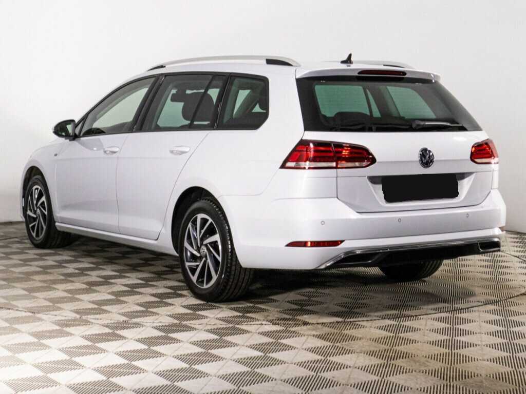 Б/У Фольксваген Гольф 2018 года. Фото: #6