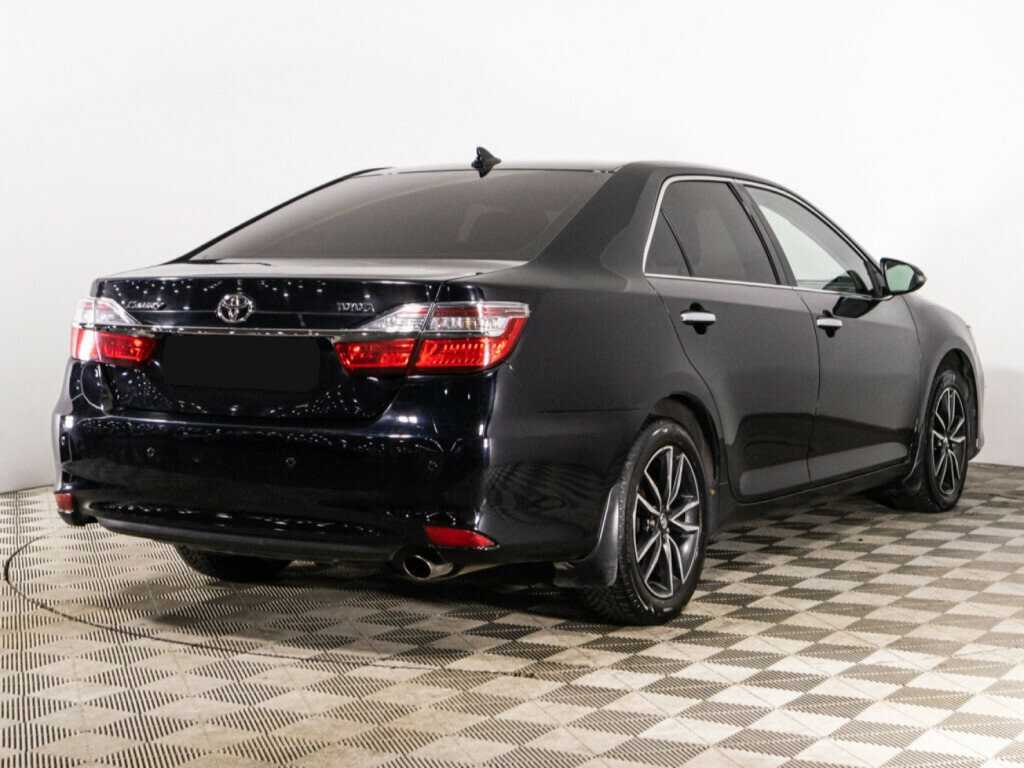 Toyota Camry 2017 года с пробегом. Фото: #4