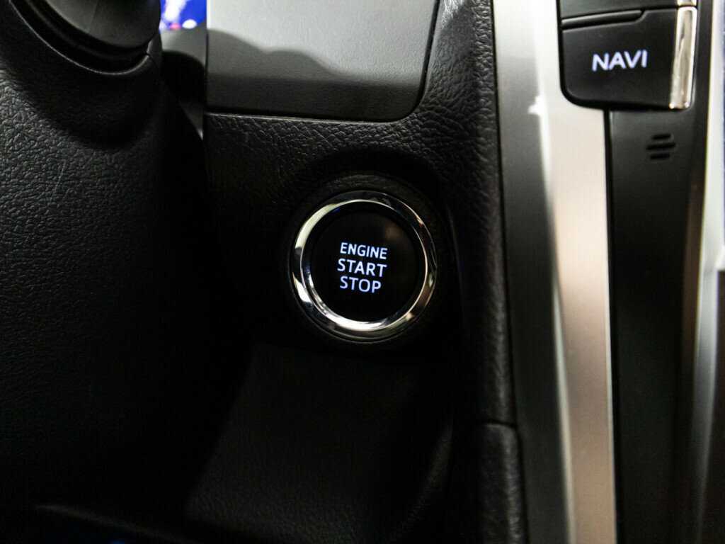 Toyota Camry 2017 года с пробегом. Фото: #17