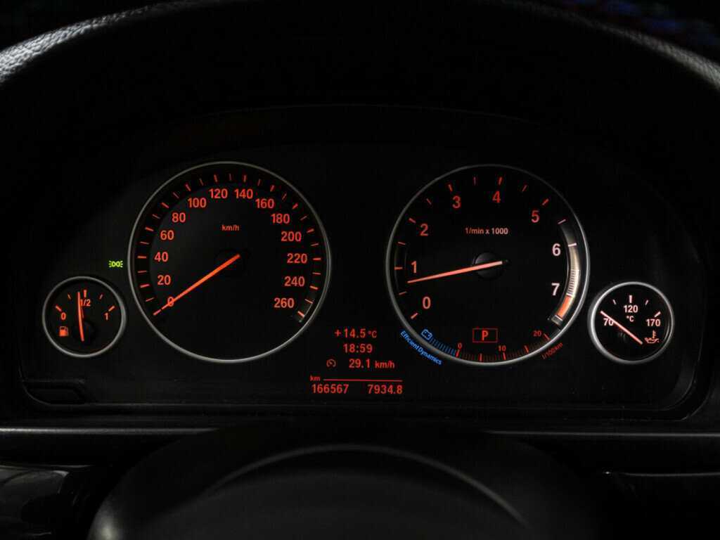 BMW 5 серии 2012 года с пробегом. Фото: #11