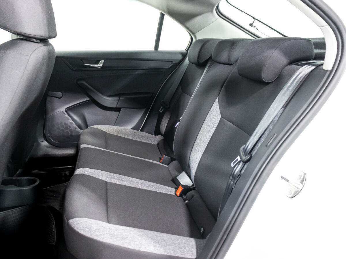 Б/У Шкода Рапид 2021 года. Фото: #9