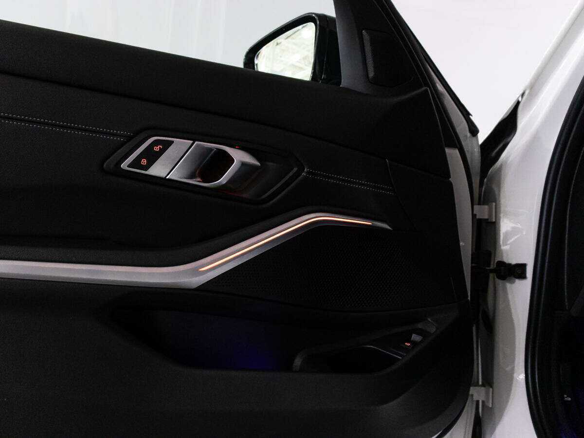 BMW 3 серии 2020 года с пробегом. Фото: #24