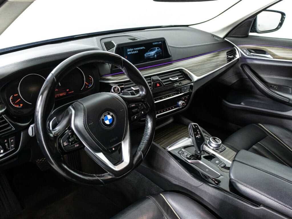 BMW 5 серии 2017 года с пробегом. Фото: #10