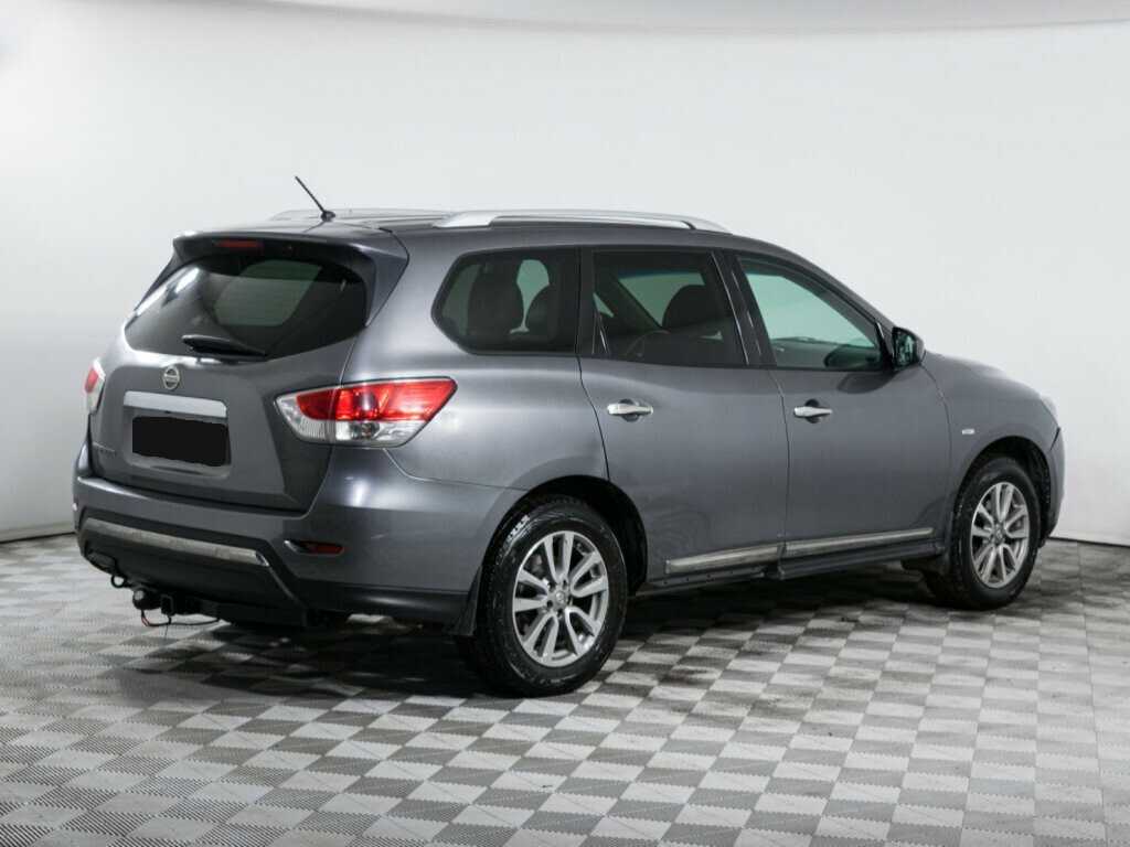 Б/У Ниссан Патфайндер 2015 года. Фото: #4